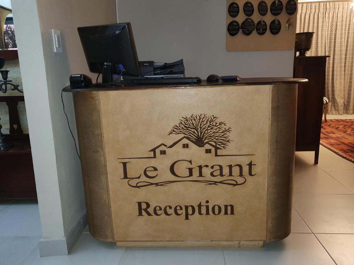 الشقق الفندقية كرونستادفي  Le Grant Guesthhouse المظهر الخارجي الصورة