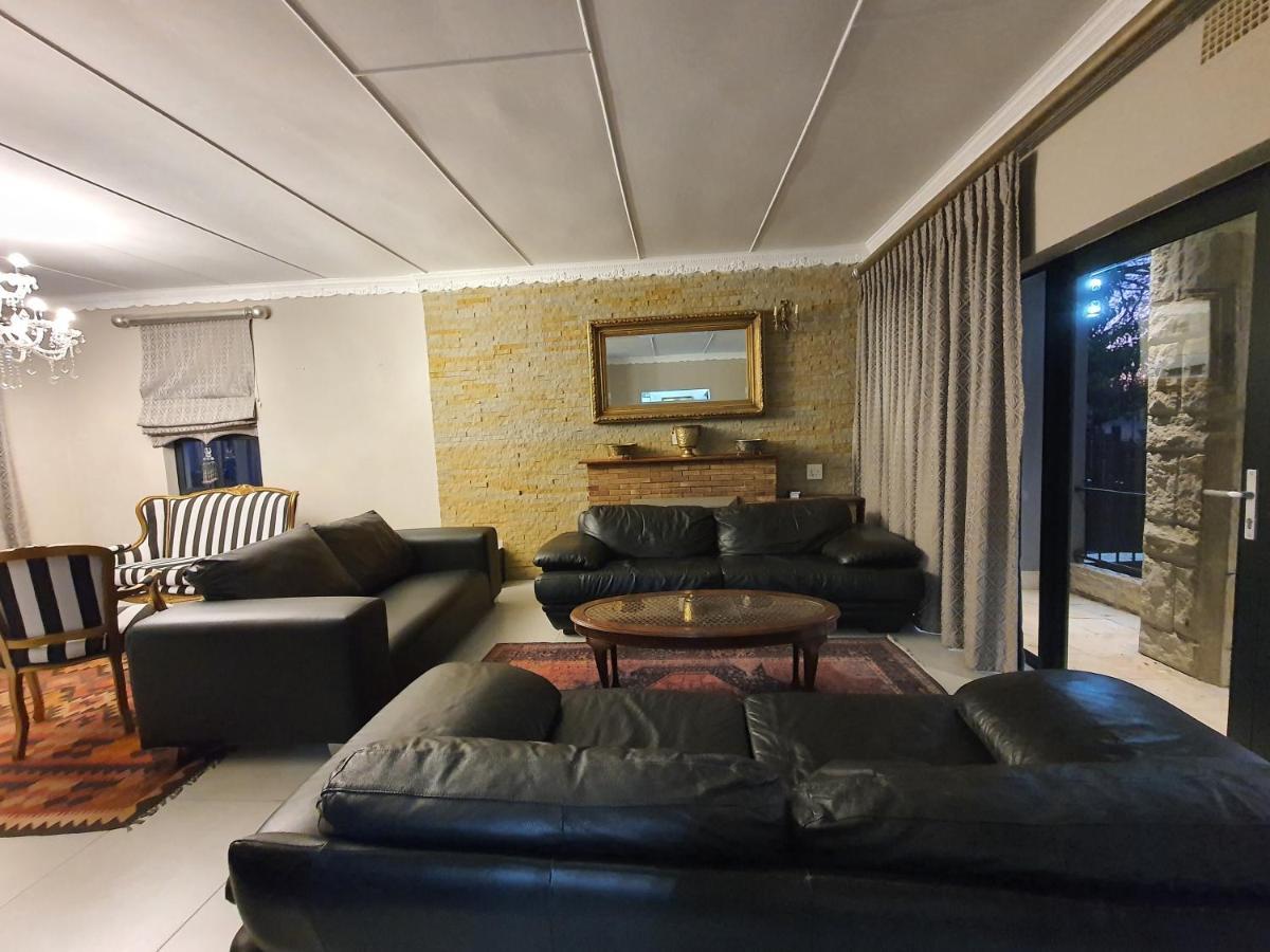 الشقق الفندقية كرونستادفي  Le Grant Guesthhouse المظهر الخارجي الصورة