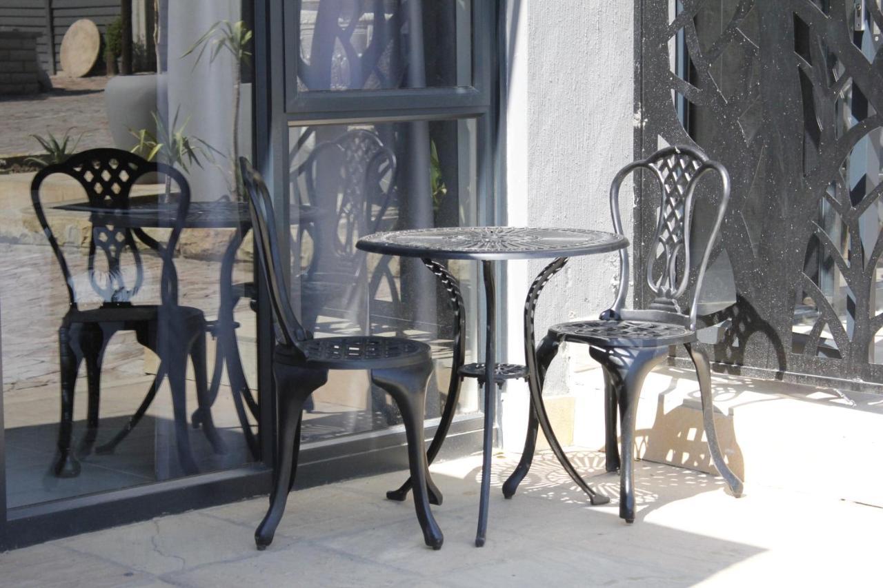 الشقق الفندقية كرونستادفي  Le Grant Guesthhouse المظهر الخارجي الصورة