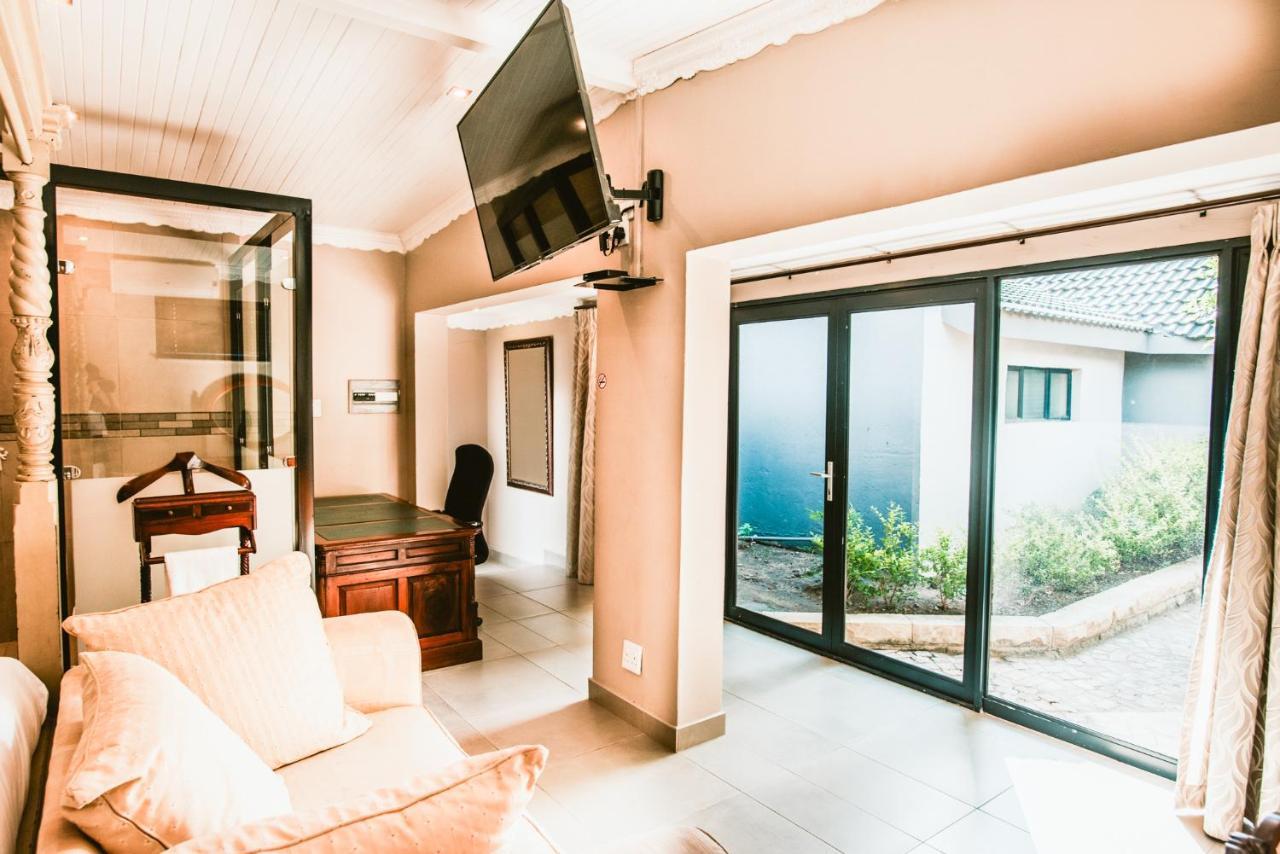 الشقق الفندقية كرونستادفي  Le Grant Guesthhouse المظهر الخارجي الصورة